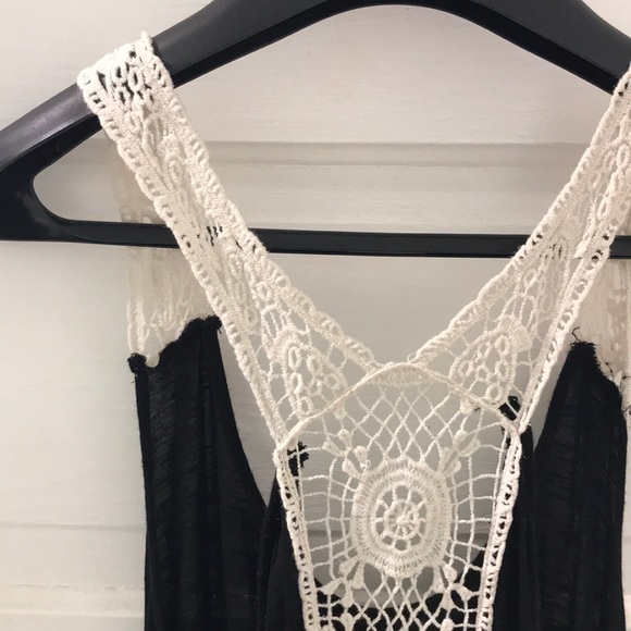 BLACK CROCHET TANK TOP - Picture 3 of 3